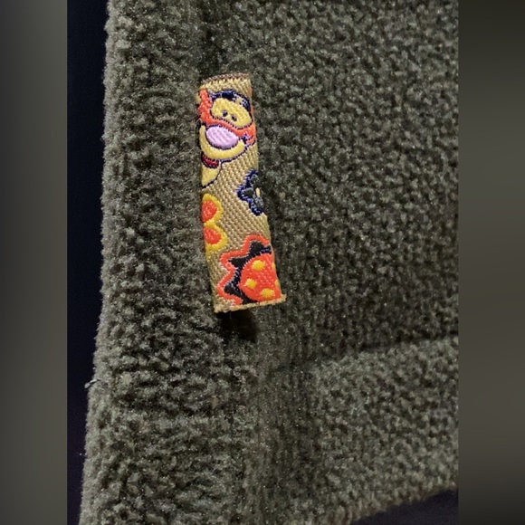 Vintage Army Green Tigger Vest - Picture 5 of 5